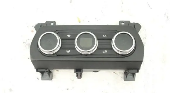 Dacia Sandero III Climate control unit 275100298R