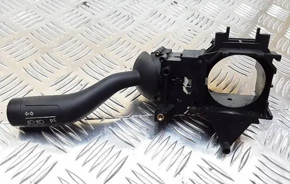 Volkswagen Phaeton Indicator stalk 3D0953513