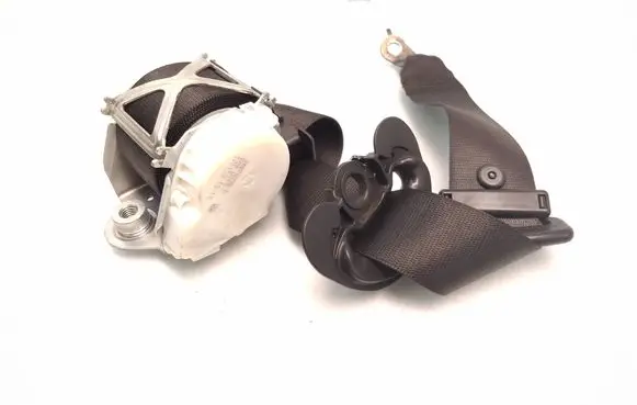 BMW 3 F30 F35 F31 Front seatbelt 34078320 VX0VY13 12111313