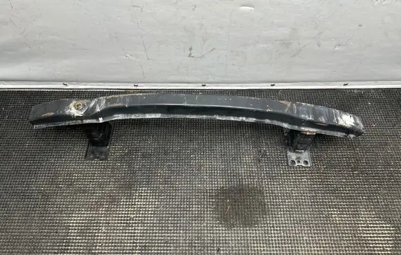 BMW 3 E90 E91 Front bumper cross member