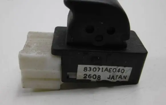Subaru Legacy Electric window control switch 83071AE040