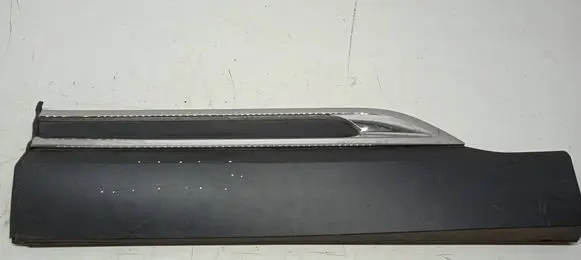 Renault Espace V (RFC) Rear door trim (molding) 828772568R