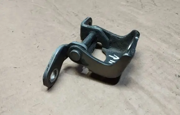 Honda Civic Rear door lower hinge