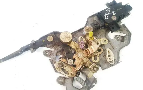 Chrysler Voyager Rear door lock 184198