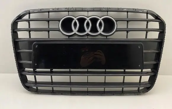 Audi A6 C7 Front bumper upper radiator grill 4G0853653