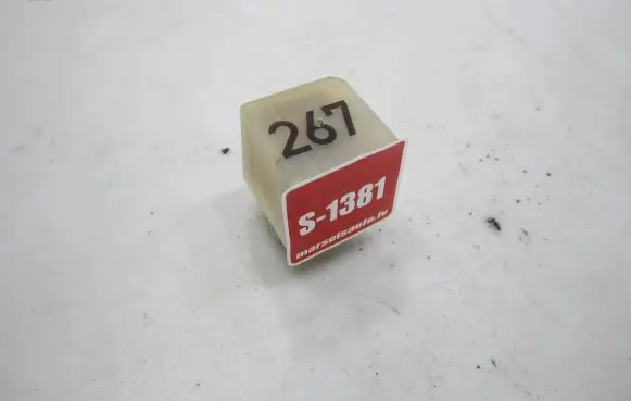 Audi A4 S4 B5 8D Other relay 443919578C 15210000