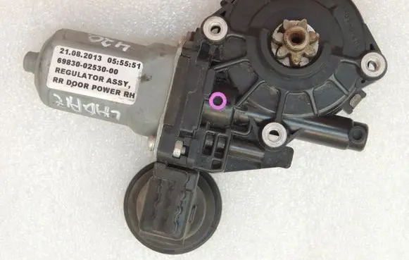 Toyota Corolla E160 E170 Rear door window regulator motor 6983002530
