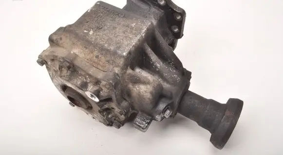 Volvo XC90 Rear gearbox reducer/haldex oil pump 30700016