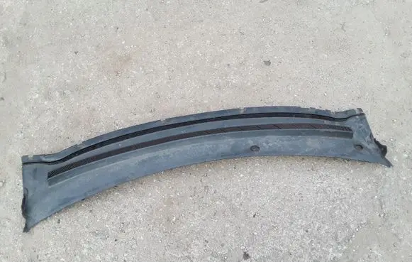 Ford Focus Wiper trim 4M51A02216BG