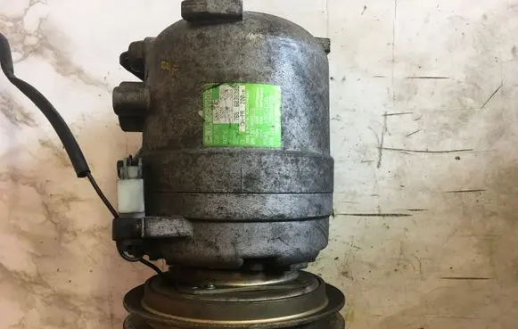Nissan Terrano Air conditioning (A/C) compressor (pump) DKV14C 92600OF001
