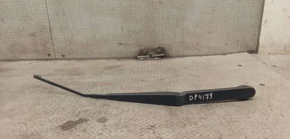 Subaru Forester SH Front wiper blade arm 