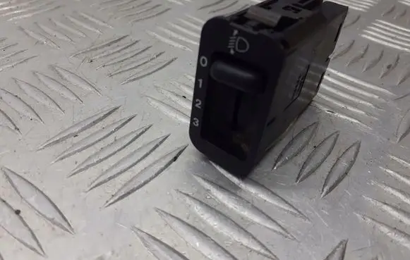 Honda HR-V Headlight level height control switch M10588