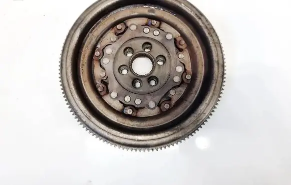 Skoda Octavia Mk2 (1Z) Flywheel 03G105266