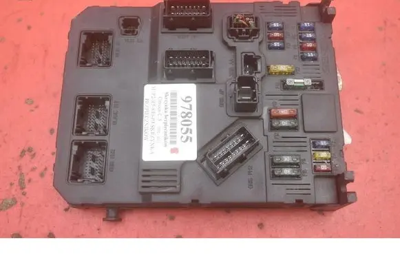 Citroen C3 Fuse box set 9649811380
