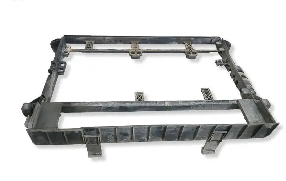 BMW 5 E39 Radiator mount bracket 22473569