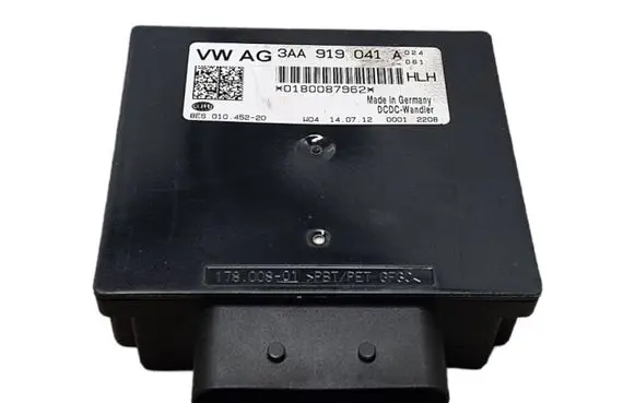 Volkswagen Golf VI Voltage converter inverter 3AA919041A 8ES01045220
