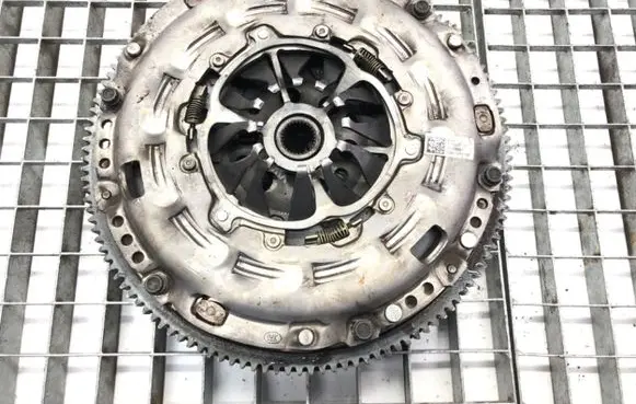 Volkswagen Golf VII Clutch set kit 03L141031L