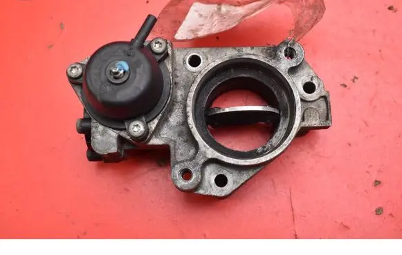 Opel Corsa D Throttle body valve 55195014