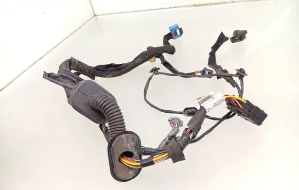 Opel Movano B Front door wiring loom 241251044R