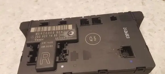 Mercedes-Benz C W203 Door control unit/module 2038201485
