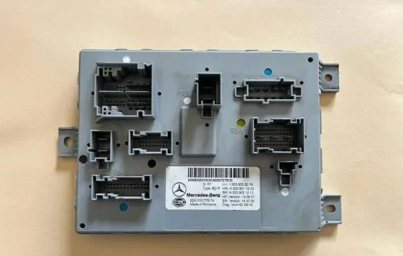 Mercedes-Benz C W205 SAM control unit A2059002019 5DK01077574 A2229011203