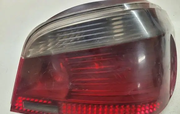 BMW 5 E60 E61 Rear/tail lights 6910768 2VP008679067 8892