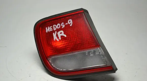 Mazda Xedos 9 Tailgate rear/tail lights 22661693