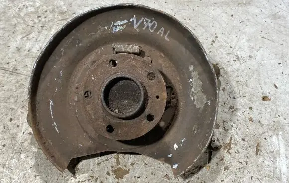 Volvo V70 Rear wheel hub spindle/knuckle 
