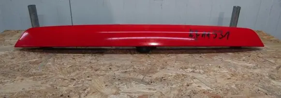 Trunk door license plate light bar