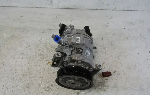 Volkswagen PASSAT B8 Air conditioning (A/C) compressor (pump) 3Q0816803D