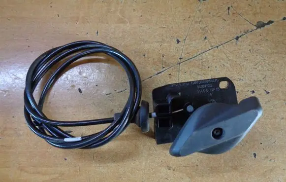 Volvo V60 Engine bonnet/hood lock release cable 31297825