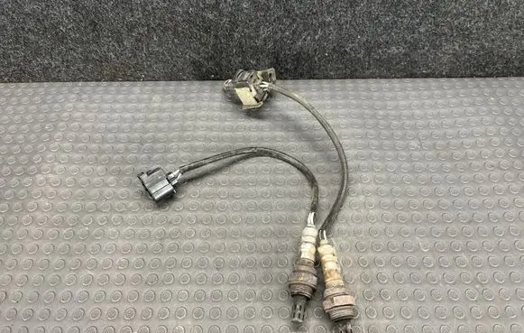 Mercedes-Benz A W169 Lambda probe sensor A0035428118