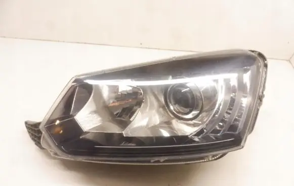 Skoda Yeti (5L) Headlight/headlamp 5L1941015C