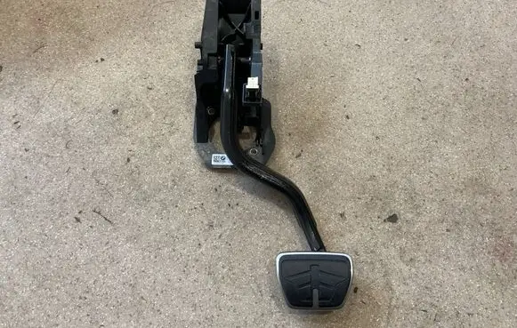 BMW X3 G01 Brake pedal 6874273
