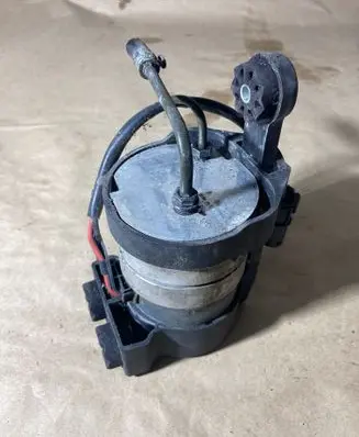 BMW 7 E65 E66 Vacuum pump 166155