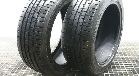 Volvo V60 R18 summer tire 23545R18 RUNWAY