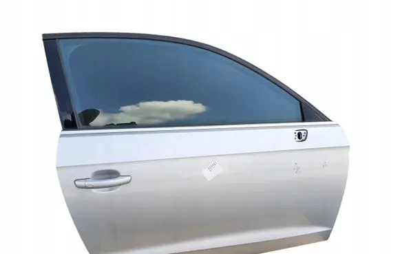 Audi A3 S3 8V Front door 8V7