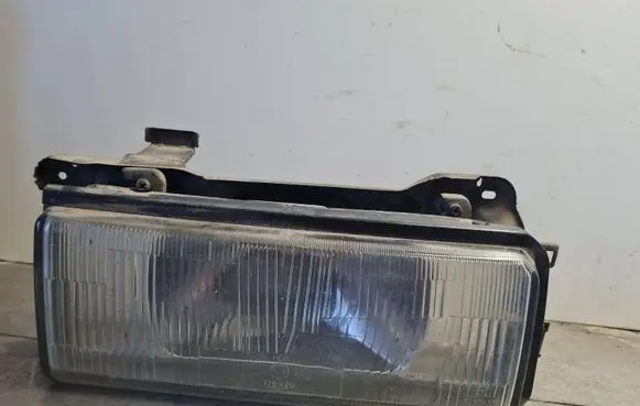 Mazda 626 Headlight/headlamp E4125179