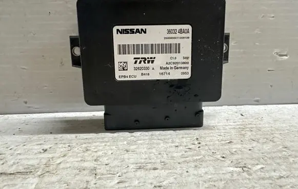 Nissan X-Trail T32 Hand brake control module 360324BA0A 32620330 A2C92013800