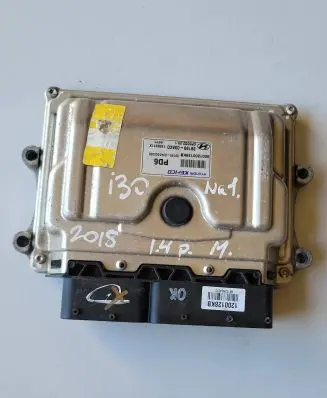 Hyundai i30 Engine control unit/module 3919903AC0 3911903AA000000 1A75011X