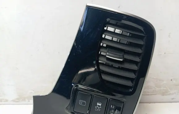 Mitsubishi Outlander Dashboard side air vent grill/cover trim 8030A202