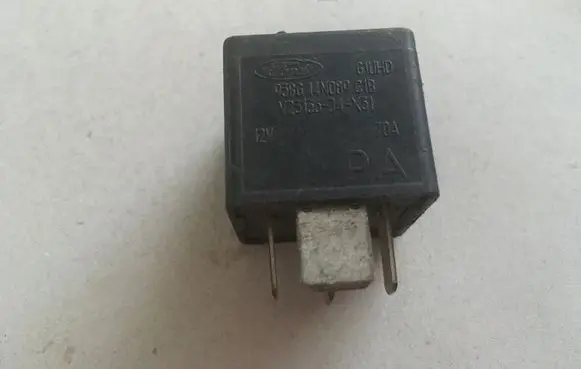 Ford Mondeo MK II Other relay 95BG14N089C1B