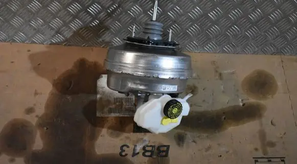 BMW X3 G01 Brake booster 6889142