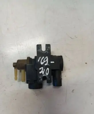 Volvo XC40 Electric auxiliary coolant/water pump 32257161 19T225