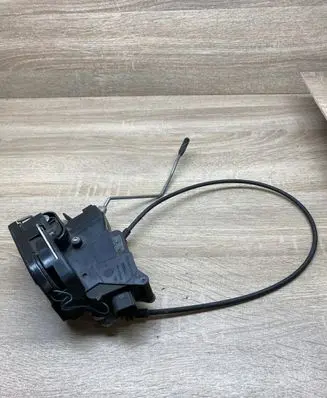 Mercedes-Benz Vito Viano W639 Front door lock A6397201735 A2C53090790