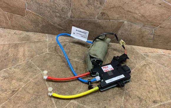 Mercedes-Benz R W251 Seat control module A0009105202