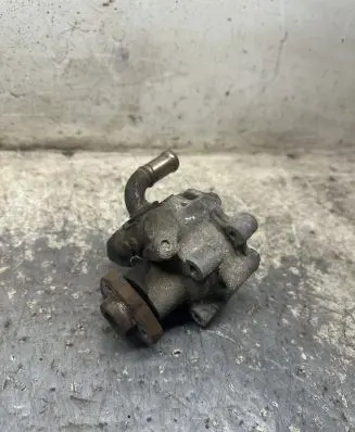 Seat Alhambra (Mk1) Power steering pump