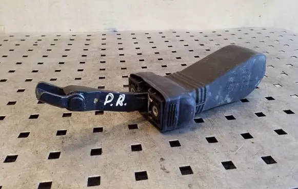 Audi A6 C7 Front door check strap stopper 4G0837267
