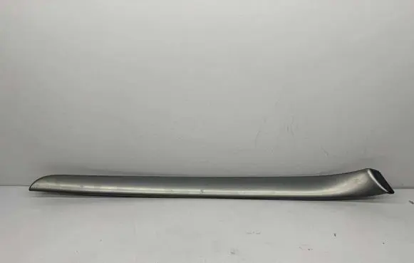 Audi A4 S4 B6 8E 8H Front door trim bar 8E0867410
