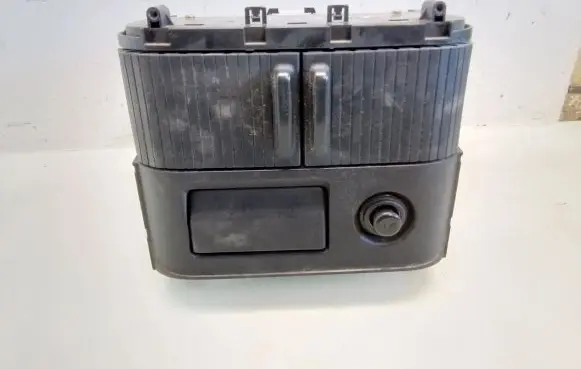Nissan X-Trail T30 Dashboard storage box/compartment 86108EQ400